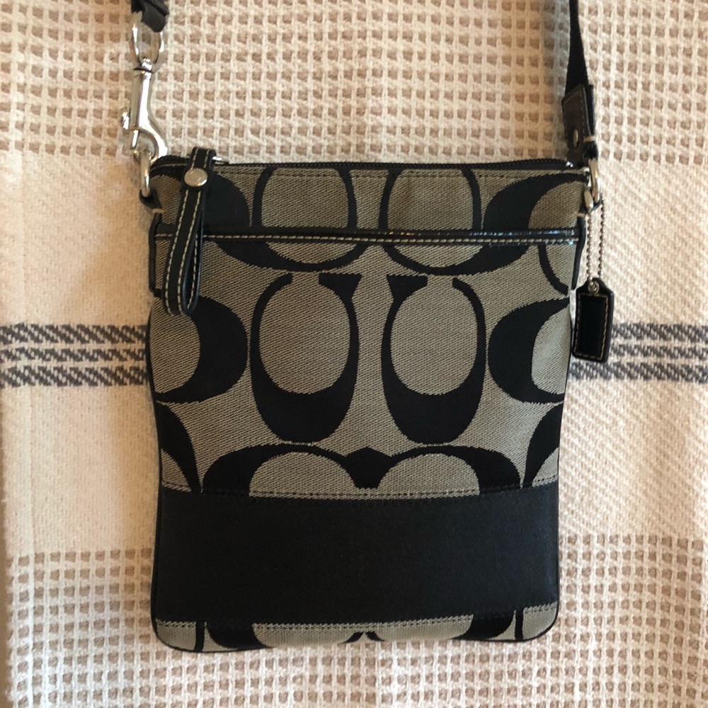 Coach crossbody purse